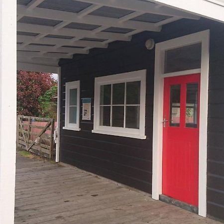 Whanga Butcher Shop Whangamomona Exteriör bild